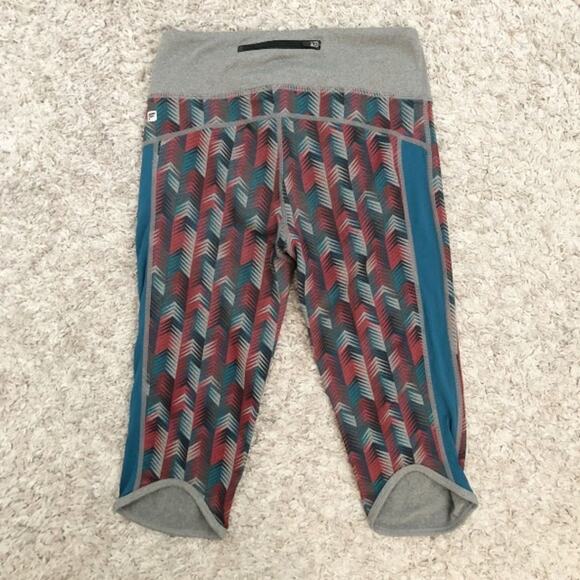 Fabletics rio run printed crop leggings - Picture 3 of 6